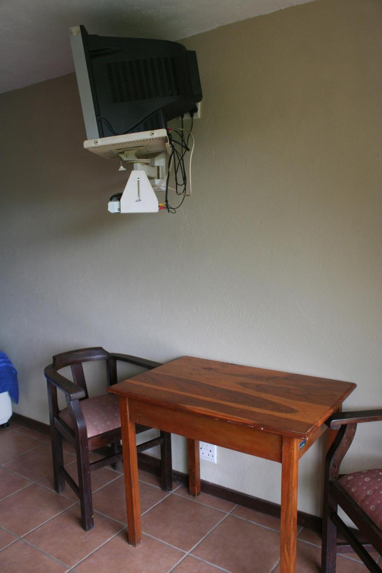 Columbus Guest House Mbombela Ruang foto